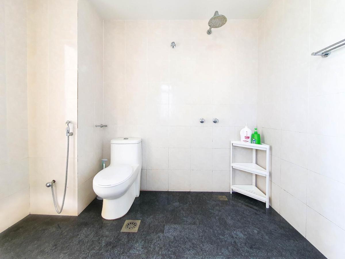 'Newly Refurbished' 'Sunny Seaview' At Regency With 2 Carpark By Shine Stay Петалинг Джая Екстериор снимка