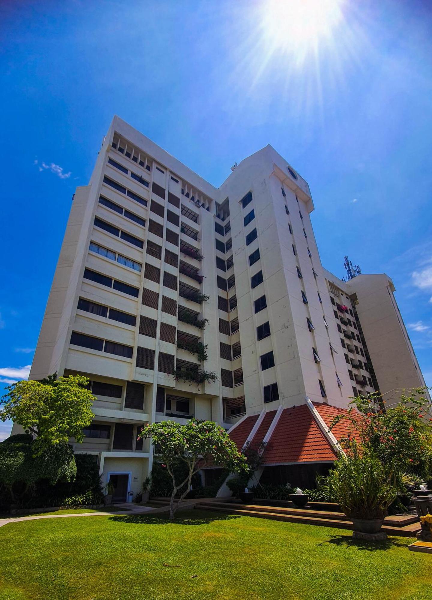 'Newly Refurbished' 'Sunny Seaview' At Regency With 2 Carpark By Shine Stay Петалинг Джая Екстериор снимка