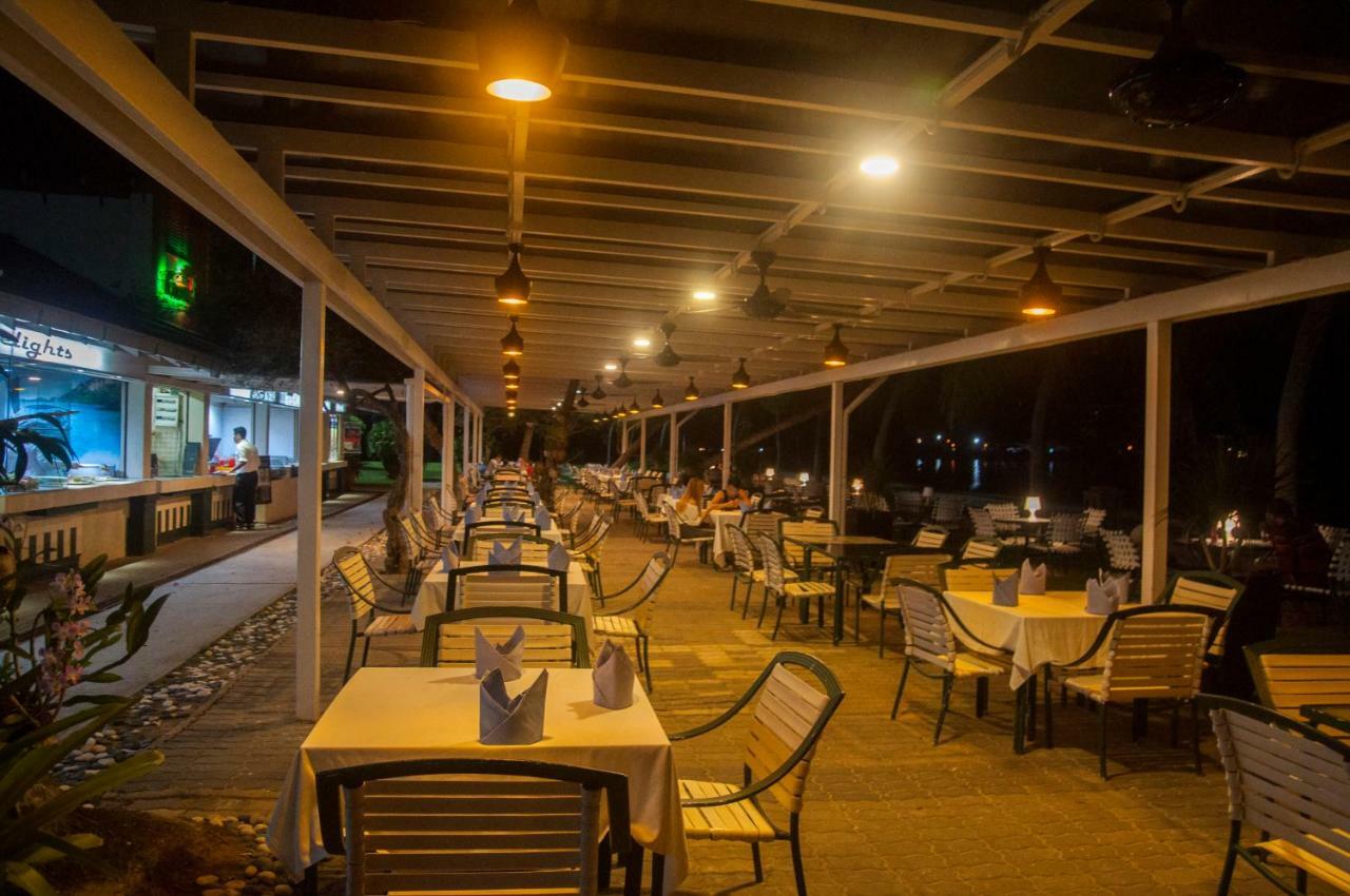 'Newly Refurbished' 'Sunny Seaview' At Regency With 2 Carpark By Shine Stay Петалинг Джая Екстериор снимка